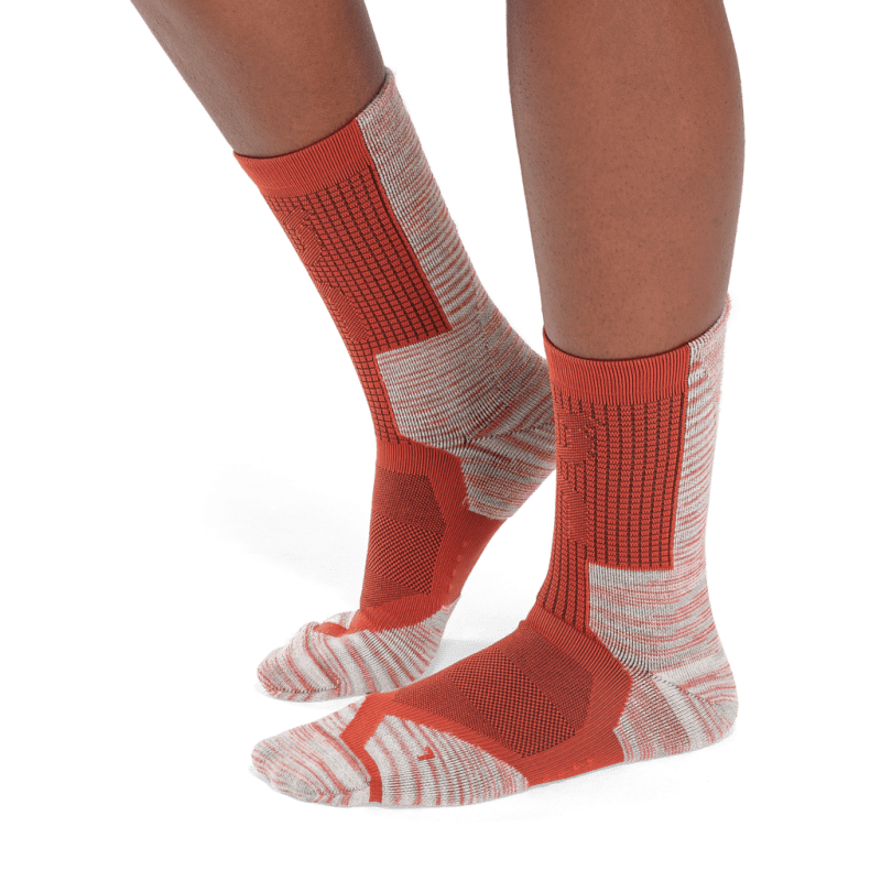 SmallPNG 387.01198 explorer merino sock ss23 chili red w g3